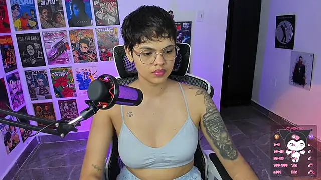 Snapshot of gooddess_isis chatting on 11/26/25, 05:07 gooddess isis online show from 11/26/25, 05:07