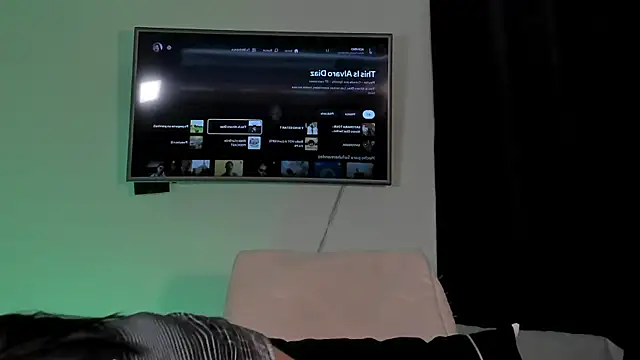 AnabelWolf online show from 02/21/25, 09:32