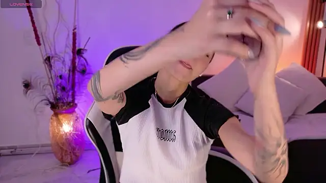 AnabelWolf online show from 03/20/26, 03:24