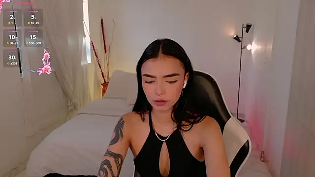 AnabelWolf online show from 01/13/26, 03:27