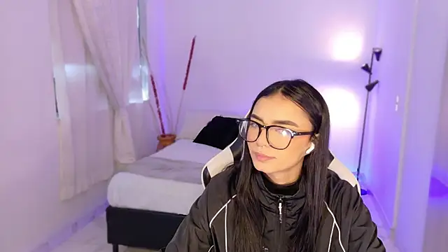 AnabelWolf online show from 10/23/25, 01:32