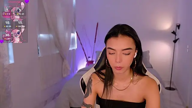 AnabelWolf online show from 12/02/25, 03:36