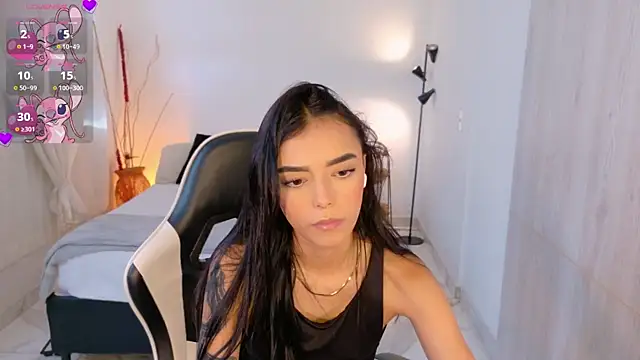 AnabelWolf online show from 11/25/25, 02:28