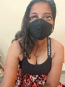 Snapshot of Tamil_Shalini_Lustyy chatting on 01/18/26, 05:11 Tamil Shalini Lustyy online show from 01/18/26, 05:11