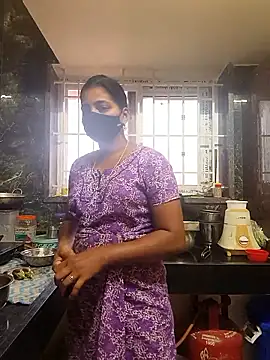 Snapshot of Tamil_Shalini_Lustyy chatting on 01/06/26, 01:53 Tamil Shalini Lustyy online show from 01/06/26, 01:53