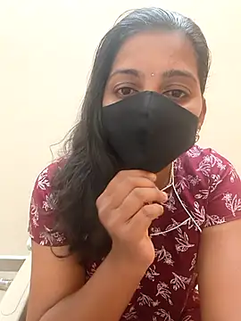 Snapshot of Tamil_Shalini_Lustyy chatting on 01/17/26, 05:05 Tamil Shalini Lustyy online show from 01/17/26, 05:05