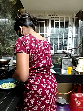 Tamil Shalini Lustyy online show from 12/19/25, 11:18