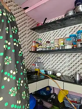 Tamil Shalini Lustyy online show from 10/09/25, 03:07