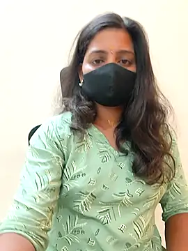 Snapshot of Tamil_Shalini_Lustyy chatting on 02/14/26, 05:02 Tamil Shalini Lustyy online show from 02/14/26, 05:02