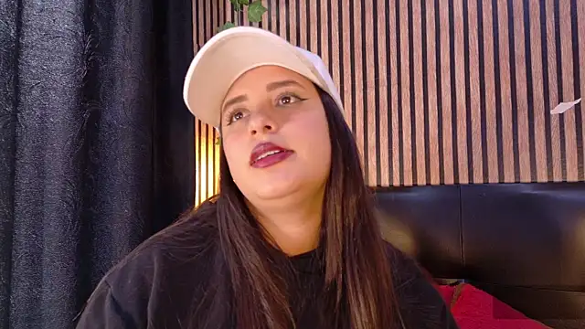 Victoria Ponce1 online show from 09/17/25, 08:11