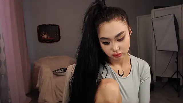 Snapshot of NamiLoveRoom chatting on 12/21/24, 05:47 NamiLoveRoom online show from 12/21/24, 05:47