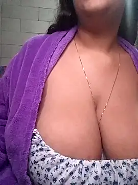 Babydol18  online show from 10/21/25, 01:49