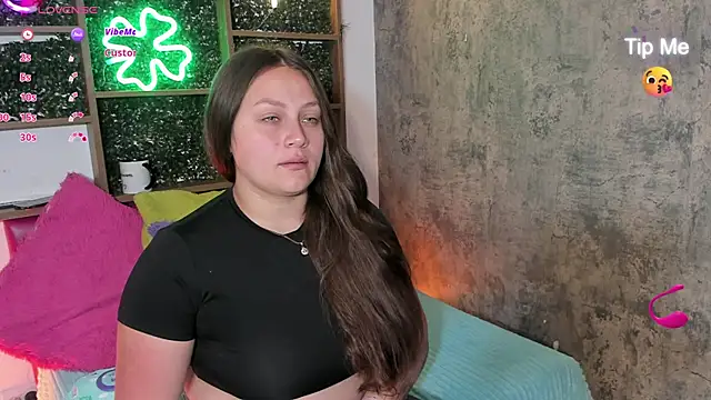 Snapshot of cherry_coper chatting on 01/06/26, 12:42 cherry coper online show from 01/06/26, 12:42