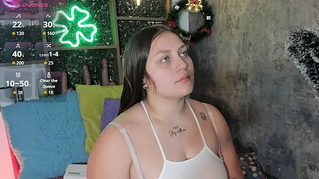 Snapshot of cherry_coper chatting on 12/20/25, 01:36 cherry coper online show from 12/20/25, 01:36