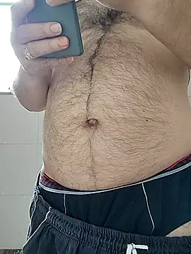 samee00721 online show from 10/02/25, 05:44