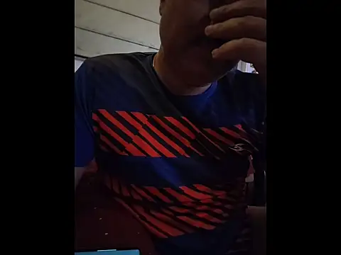 samee00721 online show from 12/20/25, 04:54