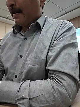 samee00721 online show from 01/12/26, 09:16