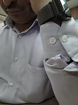 samee00721 online show from 04/13/26, 11:03