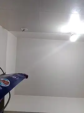 samee00721 online show from 02/09/25, 03:32