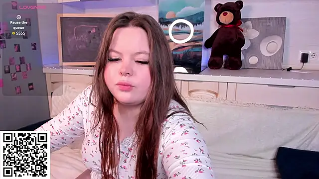 Lisa Payne online show from 11/15/25, 09:24