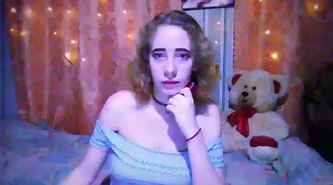 Snapshot of MelxMellie chatting on 12/24/24, 09:33 MelxMellie online show from 12/24/24, 09:33