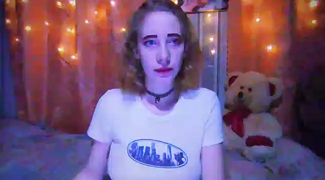 Snapshot of MelxMellie chatting on 12/24/24, 06:28 MelxMellie online show from 12/24/24, 06:28