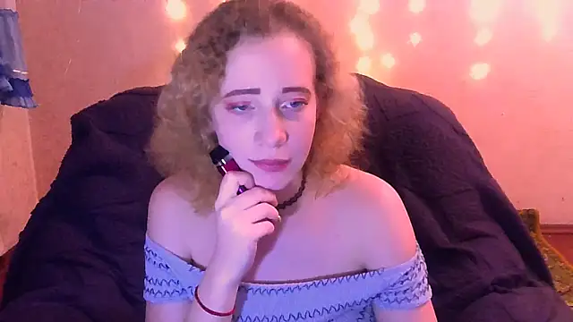 Snapshot of MelxMellie chatting on 01/21/25, 10:41 MelxMellie online show from 01/21/25, 10:41