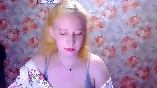 Snapshot of MelxMellie chatting on 05/11/26, 12:23 MelxMellie online show from 05/11/26, 12:23