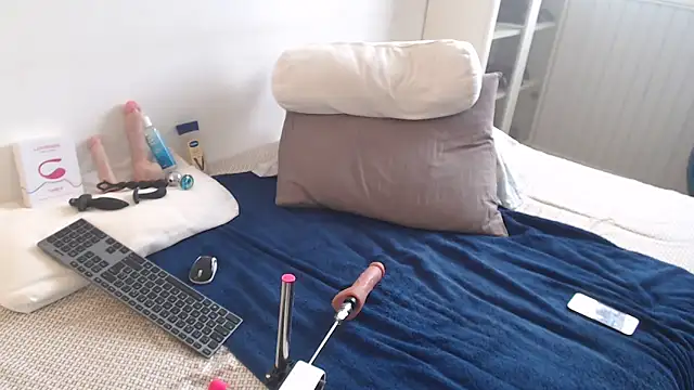 fiitboycam online show from 04/09/26, 01:39