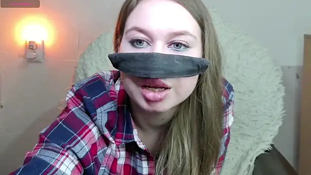 Mikki5P online show from 03/03/25, 06:03