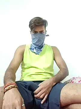 Feminaflaunt0105 online show from 12/12/24, 07:37