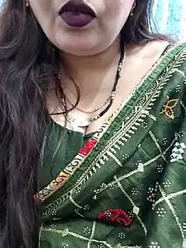 Snapshot of Mayuri77 chatting on 03/19/25, 01:29 Mayuri77 online show from 03/19/25, 01:29