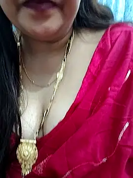 Snapshot of Mayuri77 chatting on 02/22/25, 11:24 Mayuri77 online show from 02/22/25, 11:24
