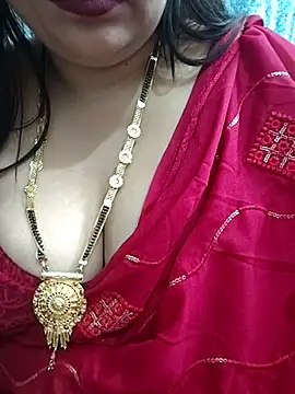 Snapshot of Mayuri77 chatting on 03/04/25, 05:34 Mayuri77 online show from 03/04/25, 05:34