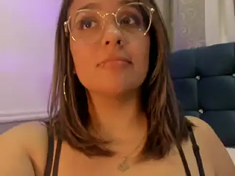 Pandoracherry online show from 03/17/25, 05:45