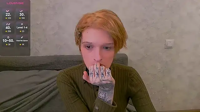 Snapshot of Simona_Rain chatting on 03/19/25, 01:21 Simona Rain online show from 03/19/25, 01:21