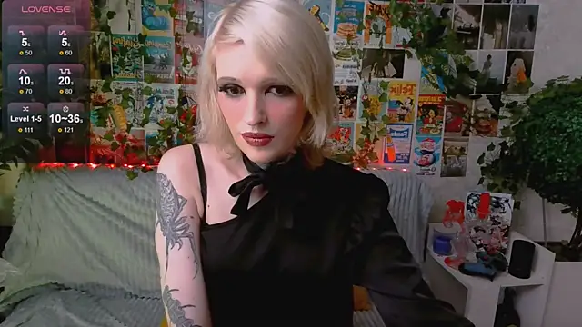 Snapshot of Simona_Rain chatting on 09/21/25, 07:35 Simona Rain online show from 09/21/25, 07:35