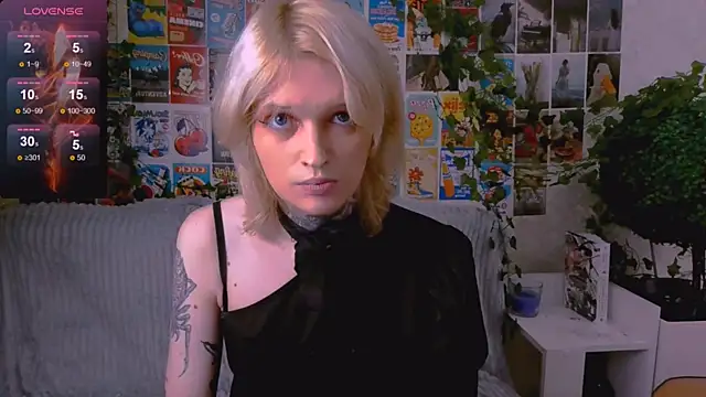 Snapshot of Simona_Rain chatting on 11/03/25, 10:46 Simona Rain online show from 11/03/25, 10:46