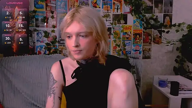 Snapshot of Simona_Rain chatting on 10/25/25, 09:59 Simona Rain online show from 10/25/25, 09:59