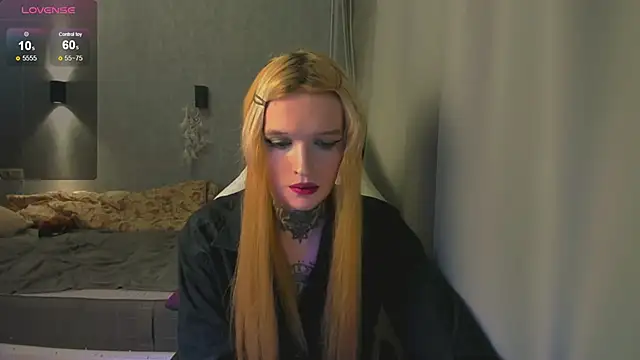 Snapshot of Simona_Rain chatting on 11/25/25, 09:59 Simona Rain online show from 11/25/25, 09:59