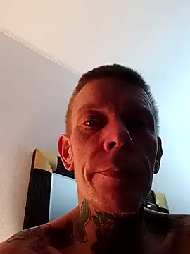 Tattooguy 86 online show from 11/27/25, 09:15