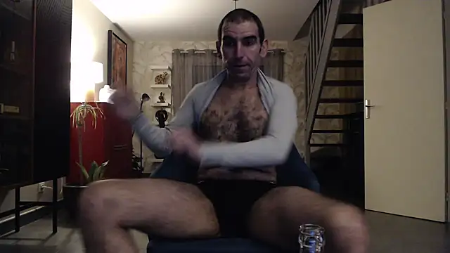 Snapshot of Samir_44200 chatting on 03/04/26, 09:22 Samir 44200 online show from 03/04/26, 09:22