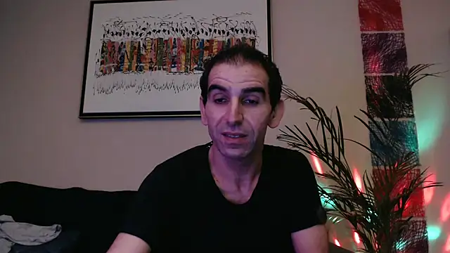 Snapshot of Samir_44200 chatting on 01/25/25, 12:38 Samir 44200 online show from 01/25/25, 12:38