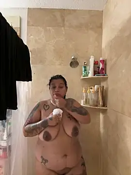 Snapshot of shyfr34k chatting on 09/18/25, 08:45 shyfr34k online show from 09/18/25, 08:45