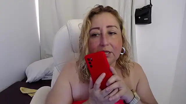 Xileny-Halliwey online show from 09/18/25, 04:10