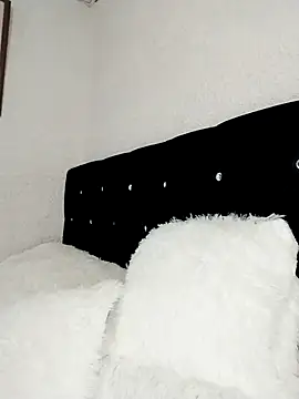 ElizabethWeil online show from 11/05/25, 08:34