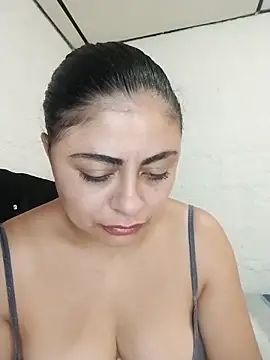 ElizabethWeil online show from 01/19/26, 04:11