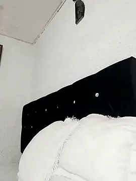 ElizabethWeil online show from 04/08/26, 02:29