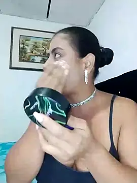 ElizabethWeil online show from 10/17/25, 07:48