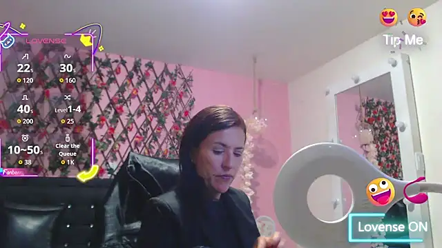 GeorginaBianco online show from 11/06/25, 12:09